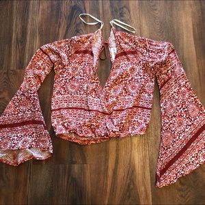 Crop top flare sleeve